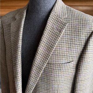 Samuelsohn Tan Houndstooth Sport Coat with Purple Windowpane